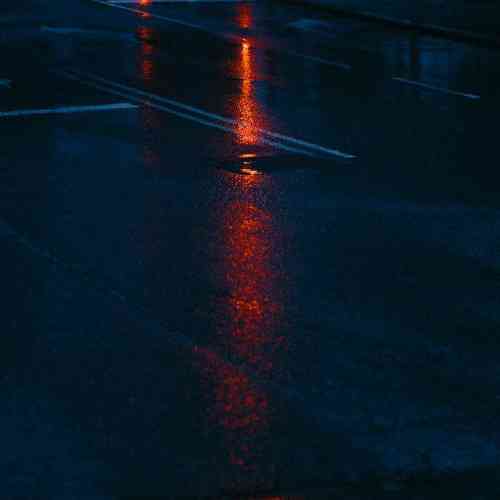 هادی نیکخواه ساقی امشب دل من شکسته زمونه بال و پرم رو بسته